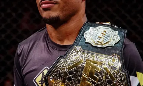 Tân binh UFC Baku Jefferson Nascimento đặt dấu hỏi: Tại sao "kèo thơm" Chase Hooper vẫn còn trụ lại UFC?