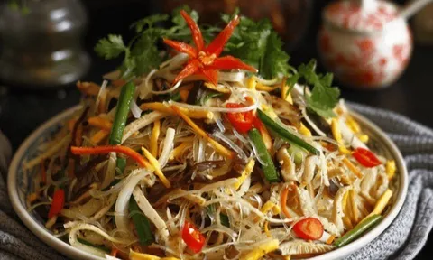 Xào miến, đầu bếp mách 3 mẹo này, xào bao nhiêu lần cũng vẫn tơi ngon, mềm thơm không dính bết vào nhau