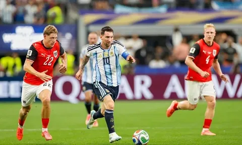 Scaloni xác nhận Messi dự bị trận Jordan