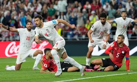 Lý do VAR tước bàn thắng lịch sử của Iran