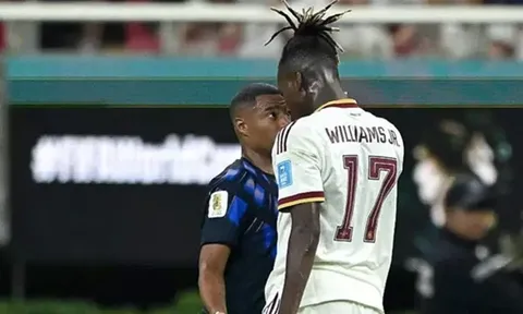 Nico Williams bức xúc vì pha đá xấu của sao Uruguay