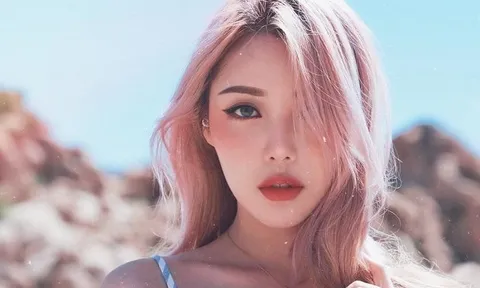 6 bí quyết trang điểm đi biển lâu trôi, giữ lớp nền tươi tắn dù nắng nóng cả ngày