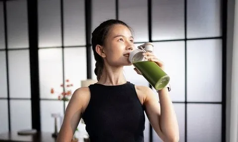 Cách làm đẹp bằng rau má giúp làm dịu da, hỗ trợ giảm mụn và dưỡng da khỏe mạnh