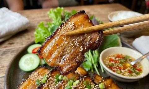 Cách làm thịt ba chỉ nướng mật ong thơm lừng, mềm mọng, cả nhà ăn là mê