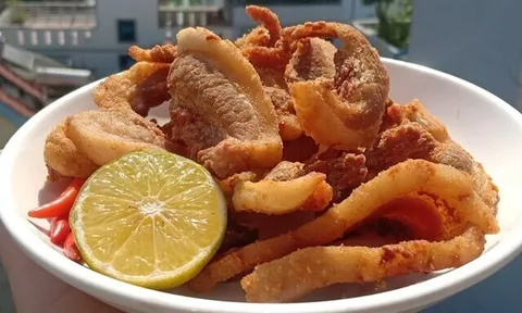 Món ăn từng bị chê ngấy, nay thành đặc sản ở Hà Nội, càng ăn càng mê