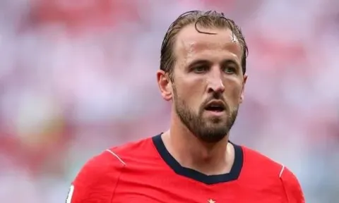 Harry Kane phản hồi trước lời đề nghị bất ngờ từ Barcelona