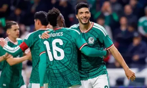 Soi trận Mexico vs Ecuador: Chủ nhà giải mã "kẻ diệt khổng lồ"