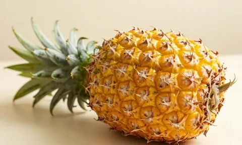 Vì sao nên thường xuyên ăn dứa trong mùa hè?