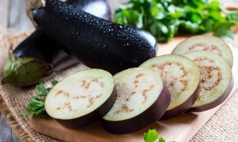 15 loại trái cây, rau củ màu tím tốt cho sức khỏe, giàu vitamin và chất chống oxy hóa, chợ Việt bán từ 15.000 đ/kg