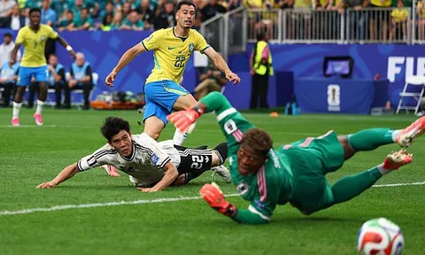 Thắng kịch tính Nhật Bản, Brazil vào vòng 16 đội World Cup