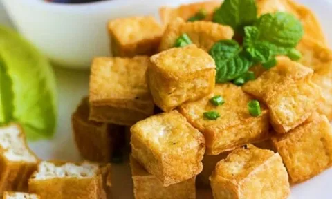 5 nhóm người nên hạn chế ăn đậu phụ