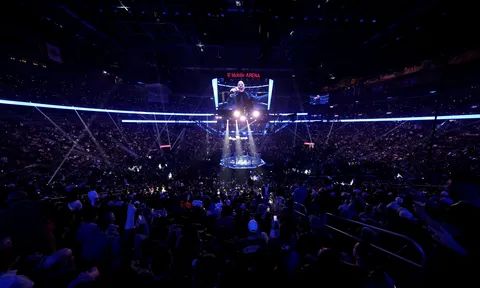 UFC 329 nhận tổn thất lực lượng ngay trước thềm siêu sao McGregor tái đấu Holloway