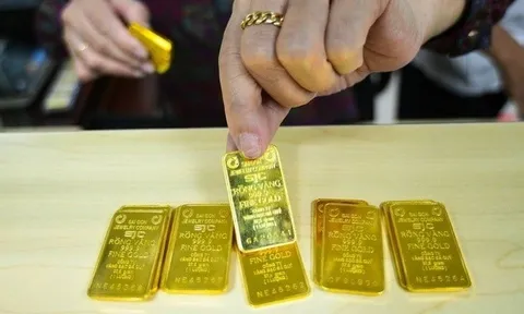 Giá vàng hôm nay 30/6: "Bốc hơi" nửa triệu đồng/lượng, chuyên gia cảnh báo điều gì?