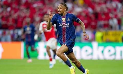 Tin đồn chuyển nhượng sáng 1/7: MU tranh Kaishu Sano với Liverpool; PSG giữ chân Barcola