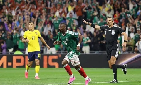 Hạ Ecuador, Mexico giải lời nguyền World Cup sau 40 năm
