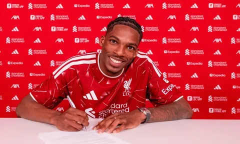 Jeremy Jacquet chính thức gia nhập Liverpool