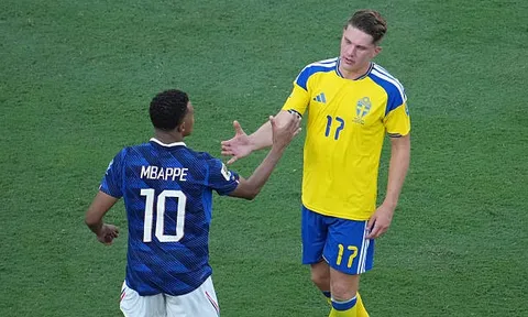 Gyokeres ngả mũ trước đẳng cấp của Mbappe