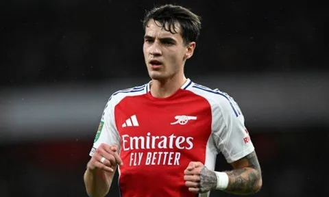 Arsenal chính thức bán đứt Jakub Kiwior cho Porto