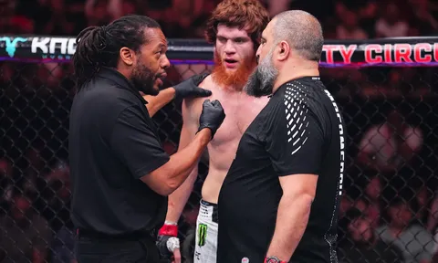 Brendan Schaub chỉ trích gay gắt trọng tài Herb Dean: 'Ông ta sẽ chẳng dám làm gì đâu'