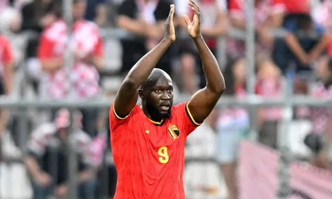 Napoli định giá Lukaku 10 triệu euro để không phải chia tiền cho Chelsea