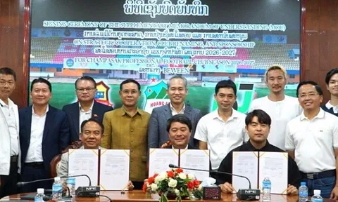 Bầu Đức tài trợ toàn bộ chuyến tập huấn của ĐT Lào