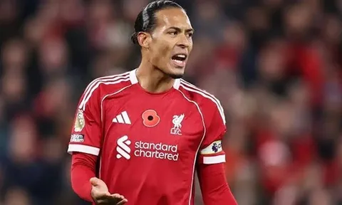Galatasaray đàm phán mua Van Dijk, nhận phản hồi tích cực