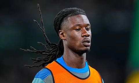 Camavinga khước từ Man City để bám trụ Real Madrid