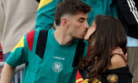 Matthaus đổ lỗi cho WAGs khi Đức bị loại sớm