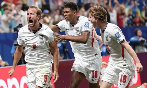 Harry Kane tỏa sáng, Didi Hamann phải "quay xe" khen ngợi