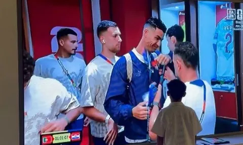 Vợ con Ronaldo ăn mừng bàn thắng lịch sử qua màn ảnh nhỏ