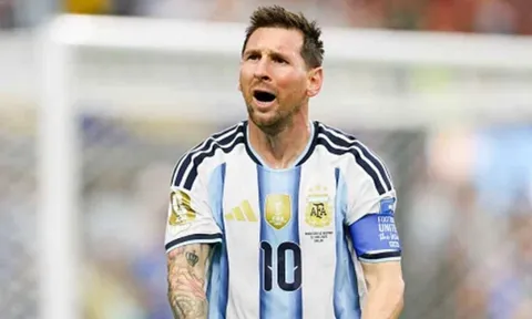 Carlos Tevez coi Messi là biểu tượng bất tử của bóng đá Argentina