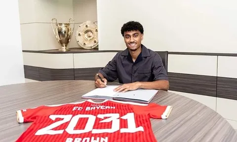 Bayern Munich chính thức chiêu mộ Nathaniel Brown