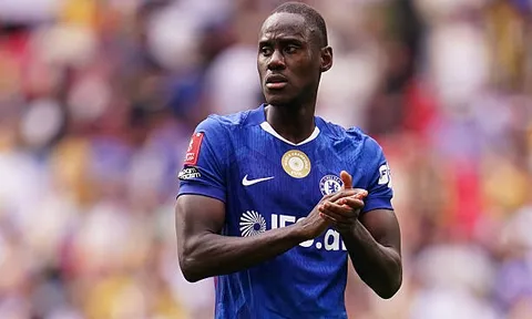 Como gửi lời đề nghị 30 triệu euro mua Trevoh Chalobah