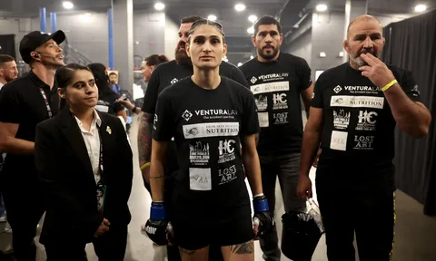 Em gái Alex Pereira chuẩn bị đại chiến với cựu vương Bellator tại Karate Combat