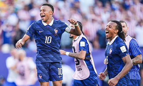 Nước cờ của Deschamps giúp Pháp khuất phục Paraguay