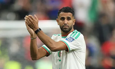 Mahrez rời Al Ahli sau khi giã từ sự nghiệp quốc tế