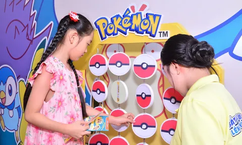 Thế giới Pokémon biến hóa đa dạng trong bộ sưu tập học cụ mùa tựu trường