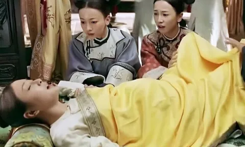 Vì sao phi tần nhà Thanh phải đặt 1 hòn đá trước phòng sinh? Đẻ xong không được cho con bú