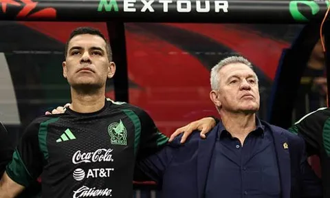 Mexico thay huấn luyện viên sau trận thua Anh tại World Cup