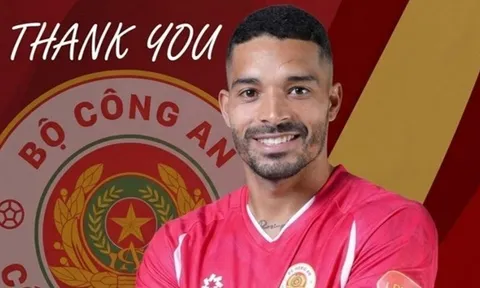 CAHN chia tay tiền vệ Brazil Rogerio Alves