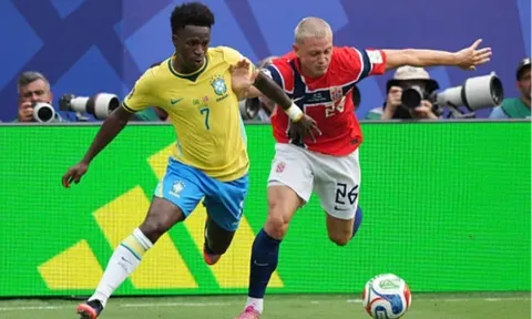 Phải chờ thêm bao lâu Brazil mới tìm lại ánh hào quang?