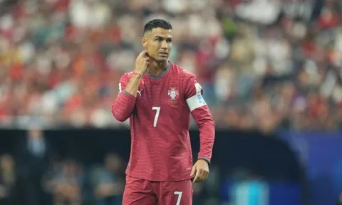 Chấm điểm tuyển Bồ Đào Nha: Nỗi buồn nơi Ronaldo; Fernandes nhạt nhòa