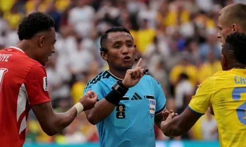 VAR ngó lơ tình huống gây tranh cãi ở trận thua của Colombia