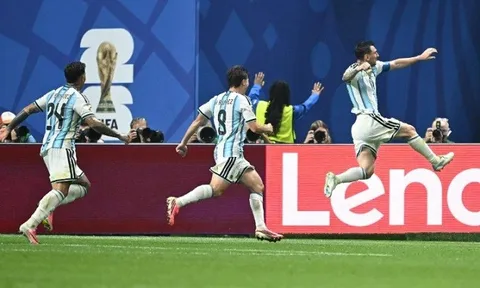 Cơn điên của Argentina đang định nghĩa lại World Cup