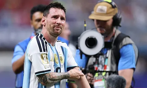Thấy gì từ những giọt nước mắt của Lionel Messi?