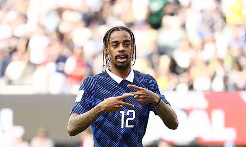 Romano báo tin vui cho Arsenal và Liverpool vụ Barcola