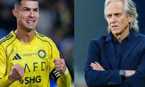 Thay Martinez, Bồ Đào Nha muốn HLV Jesus tái hợp Ronaldo