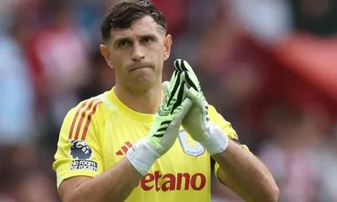Juventus gửi đề nghị chiêu mộ Emiliano Martinez