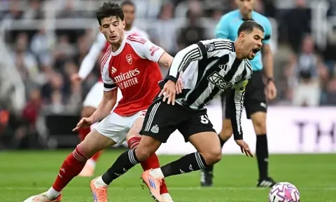 Shearer cảnh báo Arsenal phải chi hơn 100 triệu bảng vì Guimaraes