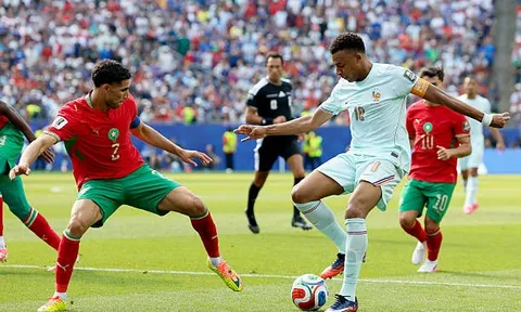 Mbappe chuộc lỗi, Pháp tiễn Morocco rời World Cup
